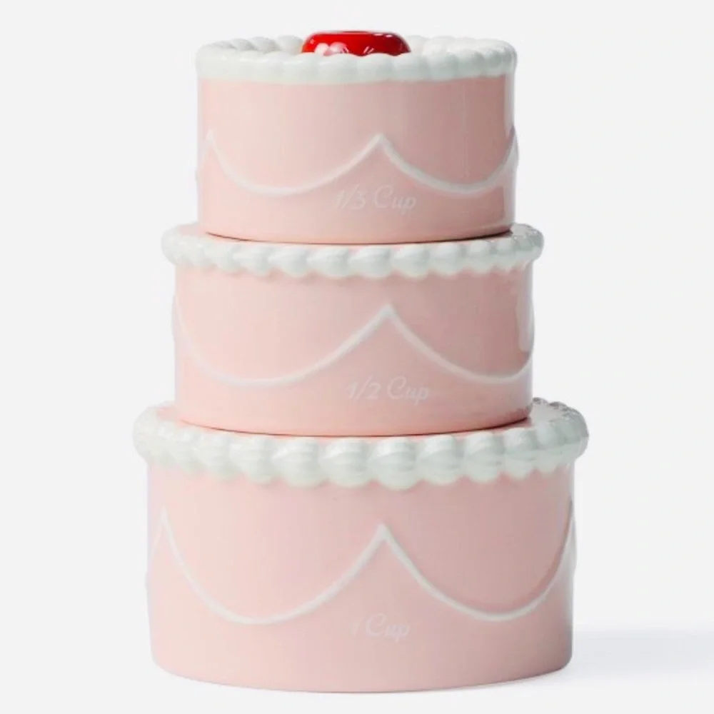 Target Bullseye Playground Valentine’s Day Pink Cake Ceramic Measuring Cups